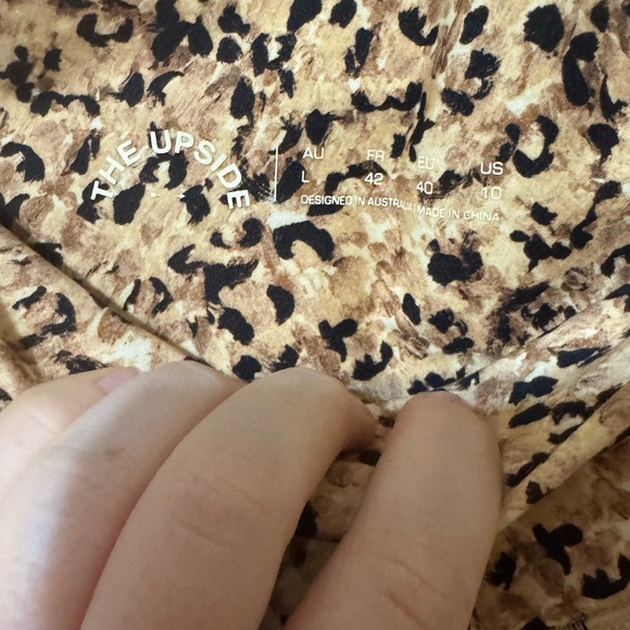 Anthropologie | The Upside Leopard Dance Midi Leggings in the color Safari Print - Picture 4 of 7